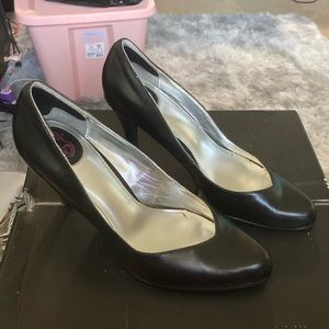 Torrid Women Size 8W Black Slip on Pumps Heels